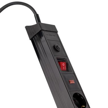 Product van 5m stekkerdoos met 8 stopcontacten  + beveiliging + 2x USB poorten 