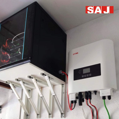 Prodotto da Inverter Solare Ibrido SAJ H1 Caricabatterie PYLONTECH con Iniezione di rete 3.6-6 kW Controllo Wi-fi Monofase