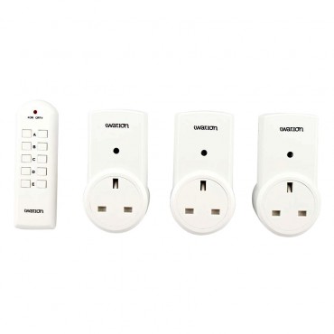 White UK Plug with an RF Remote Control -