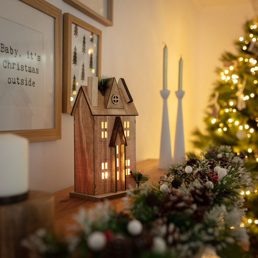 Rumah Wooden LED Christmas House
